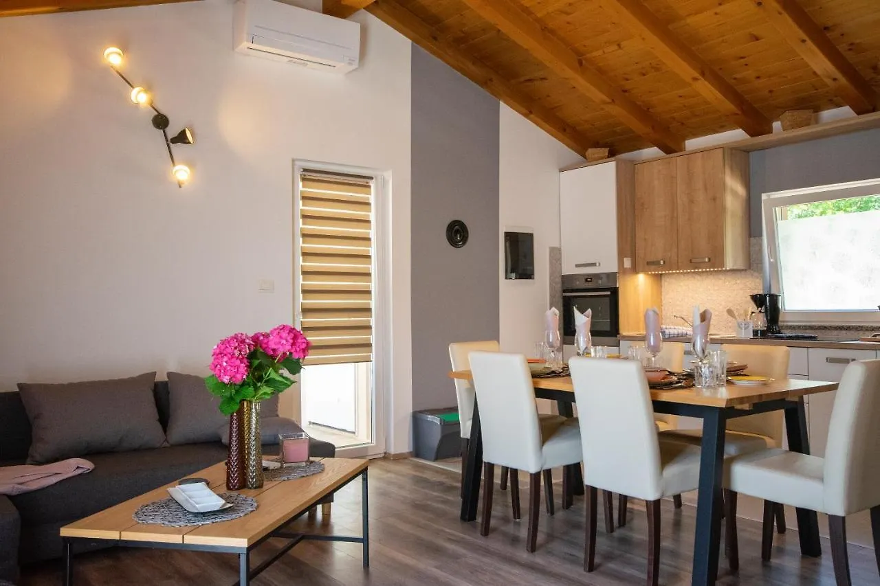 Old Oak Holiday House Villa Rovinj 0*,  Croatia
